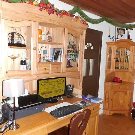 Inn Bergstation Schmeddnalm 2*