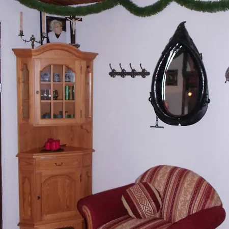 Inn Bergstation Schmeddnalm 2*