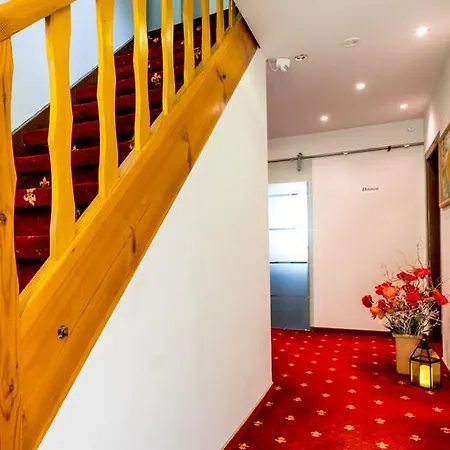 Inn Bergstation Schmeddnalm